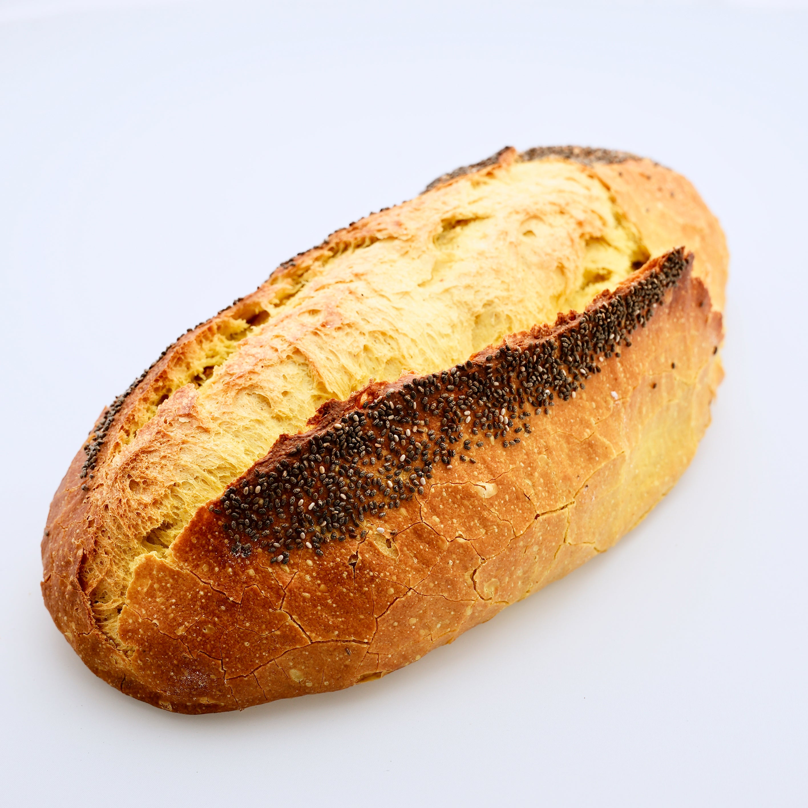Pan oval de espelta cúrcuma y chía
